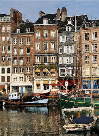 Vieux Bassin (Old Port), Honfleur, Normandy, France, Europe Stock Photo - Rights-Managed, Code: 841-02946352