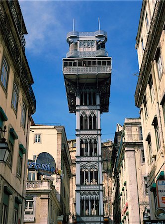 santa justa elevator - The Santa Justa Lift, designed by Eiffel, in the centre of Lisbon, Portugal, Europe Fotografie stock - Rights-Managed, Codice: 841-02946455