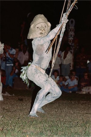 papua new guinea - Mudman from Asaro district in the Highlands, at sing sing, Kowedobu, Port Moresby, Papua New Guinea, Pacific Stock Photo - Rights-Managed, Code: 841-02946640