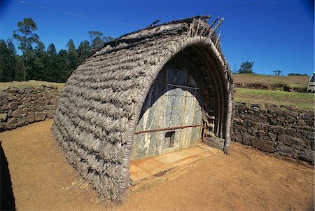 Maison traditionnelle à Bikkapathimund, village de Thoda, état du Tamil Nadu, Inde, Asie Photographie de stock - Rights-Managed, Code: 841-02946795