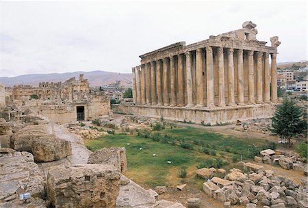 simsearch:841-03056441,k - Ruins of Baalbek, UNESCO World Heritage Site, Lebanon, Middle East Stock Photo - Rights-Managed, Code: 841-02946906