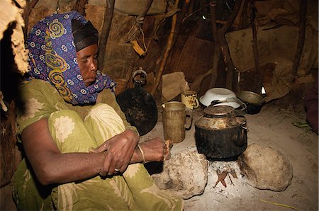Woman making tea, Ethiopia, Africa Stock Photo - Rights-Managed, Code: 841-02947111