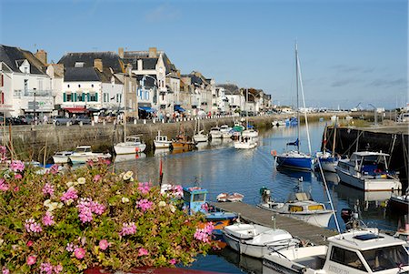 Yachting and fishing port, Le Croisic, Brittany, France, Europe Stock Photo - Rights-Managed, Code: 841-02943563