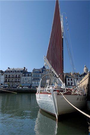 simsearch:841-02902815,k - Yachting and fishing port, Le Croisic, Brittany, France, Europe Foto de stock - Con derechos protegidos, Código: 841-02943578