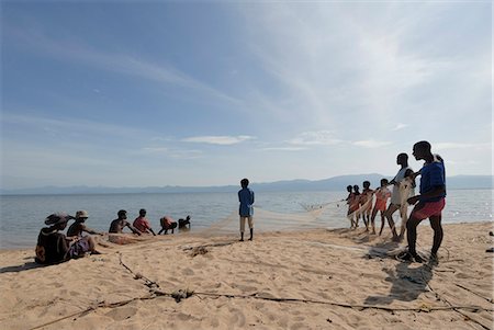 fishermen in africa - Mangochi beach, Lake Malawi, Malawi, Africa Stock Photo - Rights-Managed, Code: 841-02943621