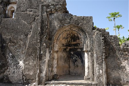 simsearch:841-02946589,k - La grande mosquée, île de Kilwa Kisiwani, patrimoine mondial de l'UNESCO, Tanzanie, Afrique de l'est, Afrique Photographie de stock - Rights-Managed, Code: 841-02943670