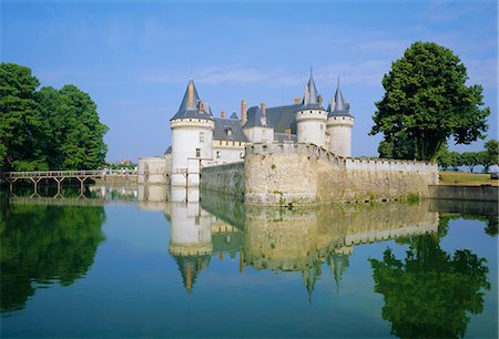 simsearch:400-06329069,k - Chateau Sully-sur-Loire, the Loire Valley, Centre, France, Europe Foto de stock - Con derechos protegidos, Código: 841-02943960