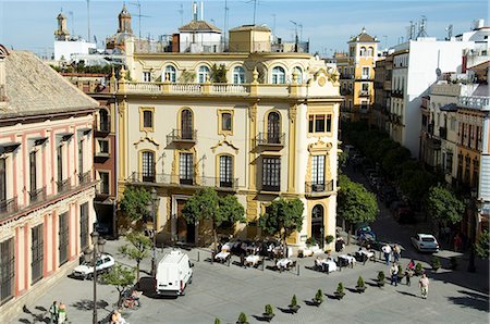 simsearch:841-02994026,k - The famous El Giraldillo restaurant, Plaza Virgen de los Reyes, Santa Cruz district, Seville, Andalusia, Spain, Europe Foto de stock - Con derechos protegidos, Código: 841-02994020