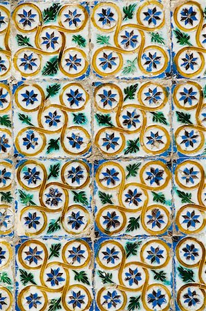 floral design - Azulejos tiles in the Mudejar style, Casa de Pilatos, Santa Cruz district, Seville, Andalusia, Spain, Europe Foto de stock - Con derechos protegidos, Código: 841-02994067