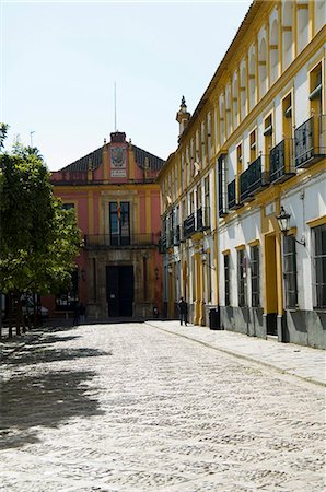 simsearch:841-02994026,k - Plaza just outside the exit to the Real Alcazar, Santa Cruz district, Seville, Andalusia (Andalucia), Spain, Europe Foto de stock - Con derechos protegidos, Código: 841-02994219