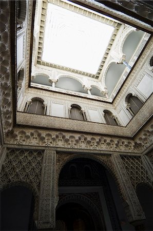 real alcazar - Patio of the Dolls (Patio de las Munecas), Real Alcazar, UNESCO World Heritage Site, Santa Cruz district, Seville, Andalusia (Andalucia), Spain, Europe Stock Photo - Rights-Managed, Code: 841-02994240