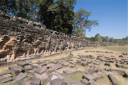 simsearch:841-05785362,k - Elephant Terrace, Angkor Thom, Angkor, UNESCO World Heritage Site, Siem Reap, Cambodia, Indochina, Southeast Asia, Asia Stock Photo - Rights-Managed, Code: 841-02990504