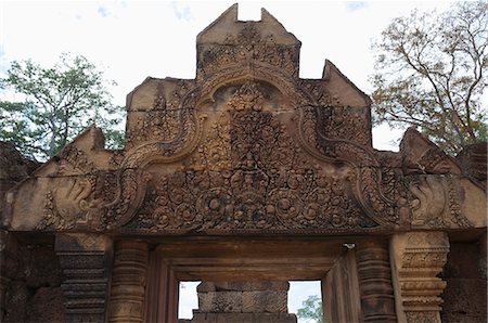 Banteay Srei Hindu temple, near Angkor, UNESCO World Heritage Site, Siem Reap, Cambodia, Indochina, Southeast Asia, Asia Foto de stock - Con derechos protegidos, Código: 841-02990549