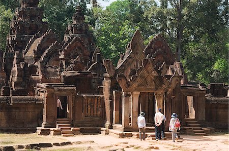 Banteay Srei Hindu-Tempel in der Nähe von Angkor, UNESCO Weltkulturerbe, Siem Reap, Kambodscha, Indochina, Südostasien, Asien Stockbilder - Lizenzpflichtiges, Bildnummer: 841-02990558