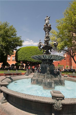 fountain plaza statue - Santiago de Queretaro (Queretaro), UNESCO World Heritage Site, Queretaro State, Mexico, North America Stock Photo - Rights-Managed, Code: 841-02990701