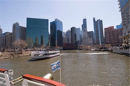 simsearch:841-02925156,k - Chicago River, Chicago, Illinois, United States of America, North America Stock Photo - Rights-Managed, Code: 841-02990871