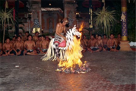 simsearch:841-02824776,k - Fire dance, Bali (Indonésie), l'Asie du sud-est, Asie Photographie de stock - Rights-Managed, Code: 841-02990990