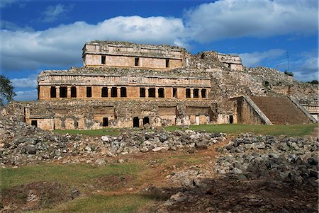 simsearch:841-02991672,k - Le palais, site maya Puuc de Sayil près de Uxmal, Sayil, Yucatan, au Mexique, en Amérique du Nord Photographie de stock - Rights-Managed, Code: 841-02991682