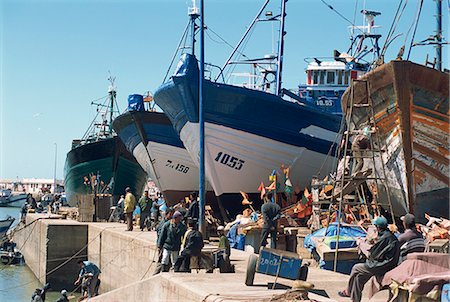 simsearch:841-03031496,k - Boatbuilding in the fishing harbour, Essaouira, Morocco, North Africa, Africa Foto de stock - Con derechos protegidos, Código: 841-02991727