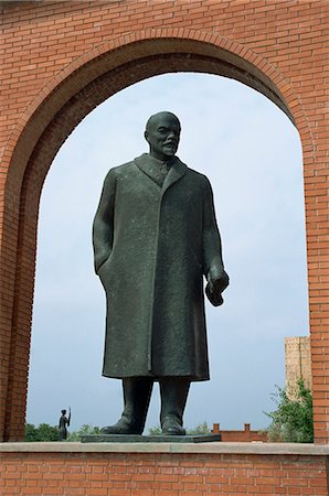Statues période pleine d'anciens communistes statue Park (parc Szobor), Budapest, Hongrie, Europe Photographie de stock - Rights-Managed, Code: 841-02991770