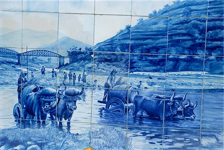 port wine - Azulejos showing port barrels on carts, Pinhao railway station, Douro region, Portugal, Europe Stock Photo - Rights-Managed, Code: 841-02991840