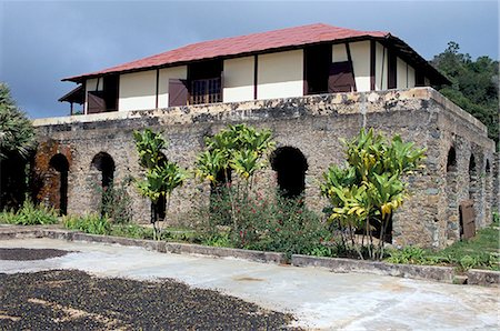 santiago island - The Cafetal La Isabelica, an old coffee plantation in hills above Santiago, Cuba, West Indies, Central America Foto de stock - Con derechos protegidos, Código: 841-02992000