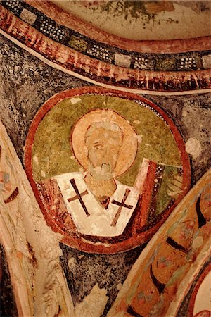 Church fresco in cave in Open Air Museum, Goreme, Cappadocia, Anatolia, Turkey, Asia Minor, Asia Foto de stock - Con derechos protegidos, Código: 841-02992037
