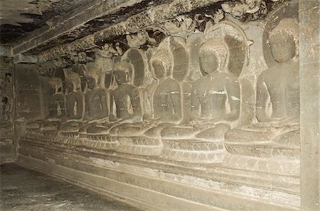 The Ellora Caves, temples cut into solid rock, UNESCO World Heritage Site, near Aurangabad, Maharashtra, India, Asia Stock Photo - Rights-Managed, Code: 841-02992129