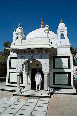 Tomb of relative of Aurangzeb, Khuldabad, Maharashtra, India, Asia Stock Photo - Rights-Managed, Code: 841-02992148