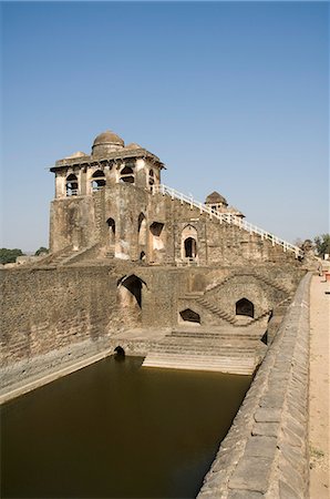 pictures of landmark of madhya pradesh - The Jahaz Mahal or Ships Palace in the Royal Enclave, Mandu, Madhya Pradesh state, India, Asia Stock Photo - Rights-Managed, Code: 841-02992294