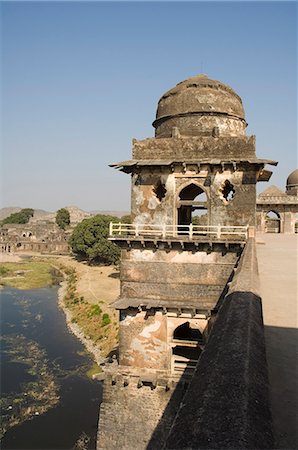 pictures of landmark of madhya pradesh - The Jahaz Mahal or Ships Palace in the Royal Enclave, Mandu, Madhya Pradesh state, India, Asia Stock Photo - Rights-Managed, Code: 841-02992297