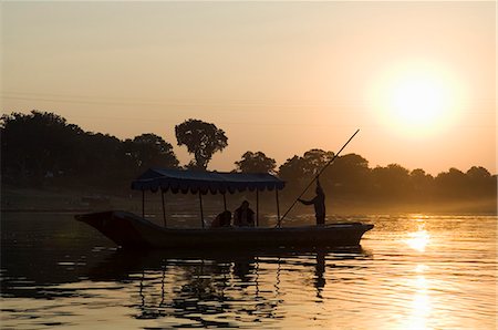 sunset india - Sunset on the Narmada river, Maheshwar, Madhya Pradesh state, India, Asia Stock Photo - Rights-Managed, Code: 841-02992293