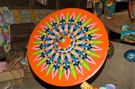 sarchi art paint - The crafts town of Sarchi famous for its decorative painting and ox carts, Central Highlands, Costa Rica, Central America Stock Photo - Rights-Managed, Code: 841-02992703