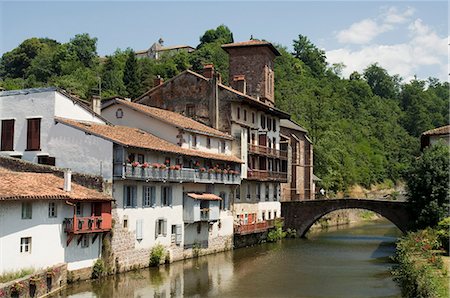 Church of Our Lady beside old bridge, St. Jean Pied de Port, Basque country, Pyrenees-Atlantiques, Aquitaine, France, Europe Stock Photo - Rights-Managed, Code: 841-02992752