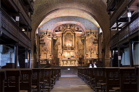 Old church in St. Etienne de Baigorry, Basque country, Pyrenees-Atlantiques, Aquitaine, France, Europe Foto de stock - Con derechos protegidos, Código: 841-02992765