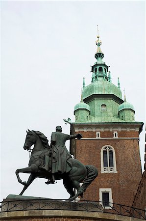 simsearch:841-02899597,k - Cathédrale du Wawel, le quartier du Château Royal, Krakow (Cracovie), patrimoine mondial de l'UNESCO, Pologne, Europe Photographie de stock - Rights-Managed, Code: 841-02992849