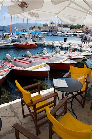 Fiskardo, Kefalonia (Cephalonia), Ionian Islands, Greece, Europe Foto de stock - Con derechos protegidos, Código: 841-02992977