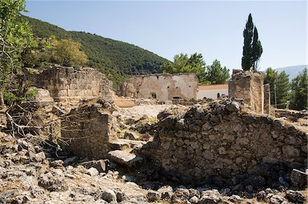 Old church that collapsed in the 1953 earthquake near Sami, Kefalonia (Cephalonia), Ionian Islands, Greece, Europe Stock Photo - Rights-Managed, Code: 841-02993006