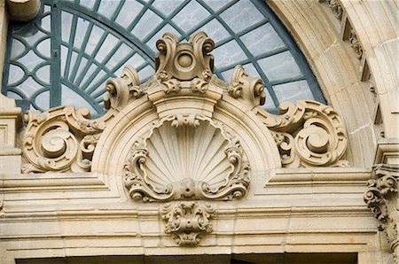 santiago de compostela - Shells on the front of Santiago cathedral, a symbol of the pilgrimage, Santiago de Compostela, Galicia, Spain, Europe Stock Photo - Rights-Managed, Code: 841-02993211