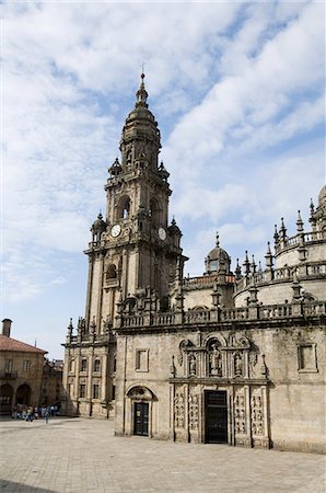 santiago cathedral - View of Santiago Cathedral from Plaza de la Quintana, UNESCO World Heritage Site, Santiago de Compostela, Galicia, Spain, Europe Stock Photo - Rights-Managed, Code: 841-02993254