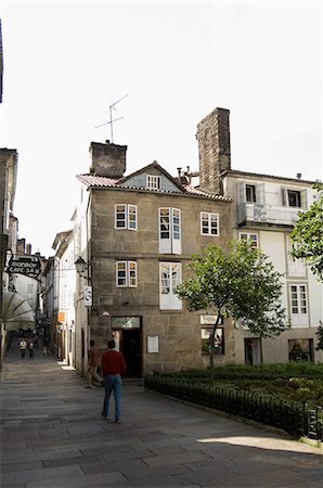 santiago de compostela - View of Rua da Raina, Santiago de Compostela, Galicia, Spain, Europe Fotografie stock - Rights-Managed, Codice: 841-02993260