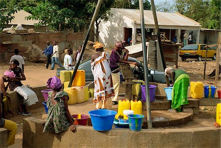 Communal well, near Banjul, Gambia, West Africa, AFrica Foto de stock - Direito Controlado, Número: 841-02993277