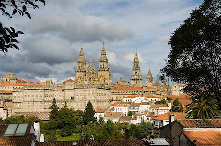 santiago de compostela cathedral - Cathédrale de Santiago avec le Palais de Raxoi, en avant-plan, patrimoine mondial UNESCO, Saint Jacques de Compostelle, Galice, Espagne, Europe Photographie de stock - Rights-Managed, Code: 841-02993273