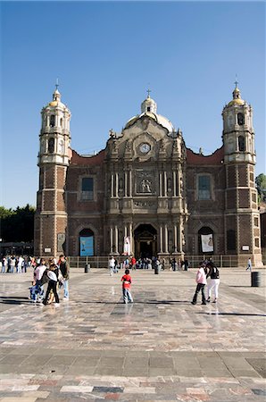 simsearch:841-02992659,k - The Antigua Basilica adjacent to the Basilica de Guadalupe, Mexico City, Mexico, North America Foto de stock - Con derechos protegidos, Código: 841-02993349