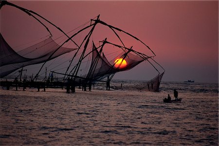 simsearch:841-02900416,k - Fishing nets at sunset, Cochin, Kerala state, India, Asia Foto de stock - Con derechos protegidos, Código: 841-02993603