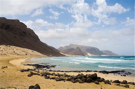 Deserted beach at Praia Grande, Sao Vicente, Cape Verde Islands, Africa Foto de stock - Con derechos protegidos, Código: 841-02993666