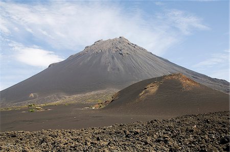 simsearch:841-02918824,k - Le volcan de Pico de Fogo en arrière-plan, Fogo (feu), îles du Cap-vert, Afrique Photographie de stock - Rights-Managed, Code: 841-02993761