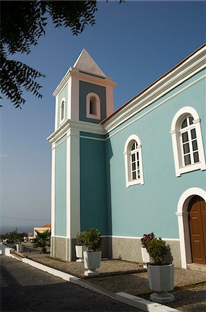 fogo island - Église catholique romaine, Sao Filipe, Fogo (feu), îles du Cap-vert, Afrique Photographie de stock - Rights-Managed, Code: 841-02993780