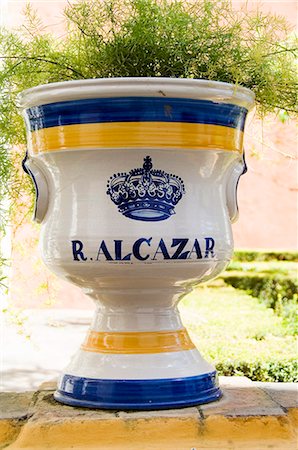 simsearch:841-02993956,k - The gardens of the Real Alcazar, Santa Cruz district, Seville, Andalusia (Andalucia), Spain, Europe Stock Photo - Rights-Managed, Code: 841-02993992