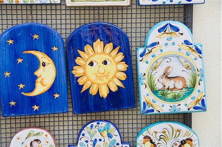 sun to moon - Tuscan ceramics, at Volpaia, a hill village near Radda, Chianti, Tuscany, Italy, Europe Stock Photo - Rights-Managed, Code: 841-03027875